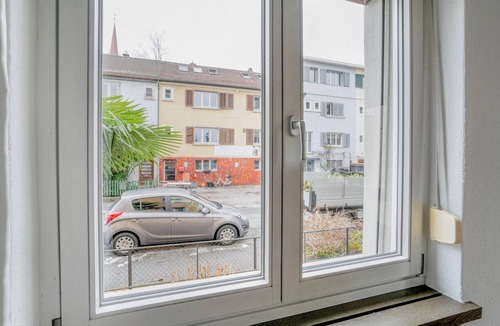 Wipkingen Apartment | Stellar Wipkingen 3BR w/Common Garden, nr River, by Blueground