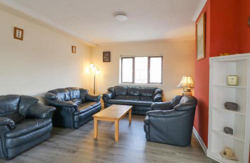 Barrow-on-Trent House | Stensonhill Lodge