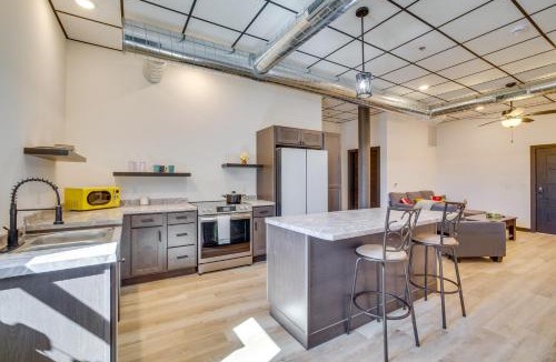 Cashton Apartment | Step-Free Cashton Apartment: Steps to Downtown!