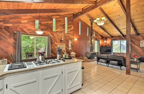 Salyer House | Step-Free Hawkins Bar Home Near Trinity River