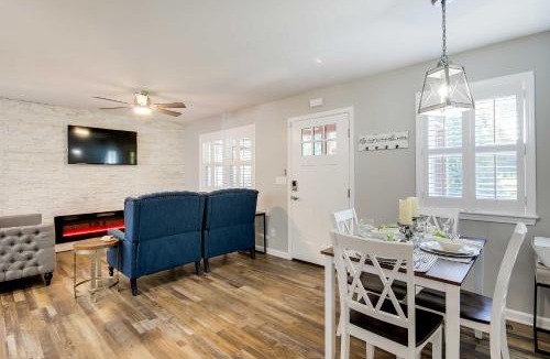 Rosewood House | Step-Free Home with Fire Pit - 3 Miles to USC!