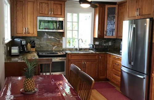 Waikane House | Step Into Serenity.