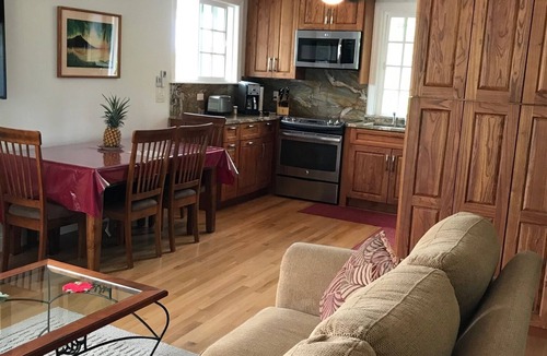 Waikane House | Step Into Serenity.