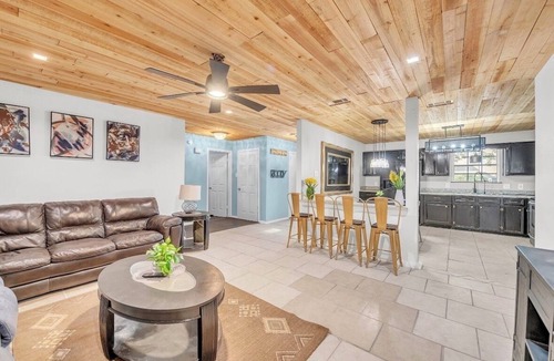 Killeen House | Step Into Style: Open Living, Wooden Ceilings 4BD 2BA Haven