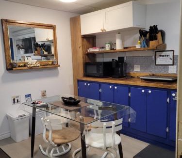 Saint-Pascal Apartment | Stephna555