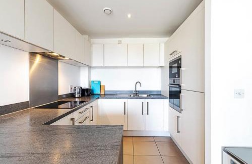St. Dunstan's Apartment | Stepney Green City Apartment