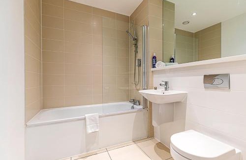 St. Dunstan's Apartment | Stepney Green City Apartment