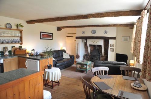 Monmouth House | Steppes Farm Cottages