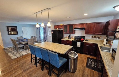 Saratoga Springs House | Steps From Downtown Saratoga!