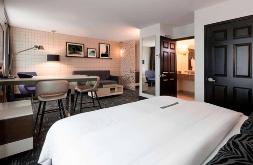 Far North Dallas Hotel | Steps from Galleria Dallas + Dining. Pool. Gym.