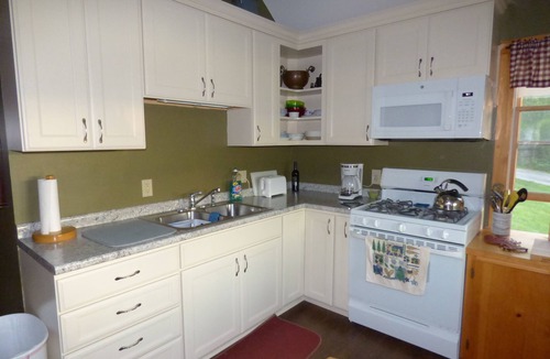 Pemaquid Beach Cabin | Steps From Johns Bay With Gorgeous Views