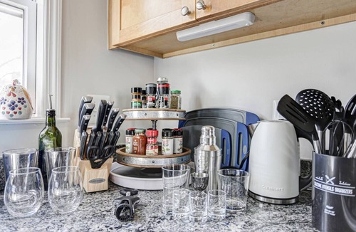 Old Town West House | Steps from Metro, Shops & Restaurants | Free parking | Smart Lock