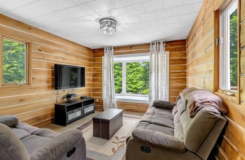 Minden House | Steps from South Lake, on 9 acres surrounded by Haliburton highlands.