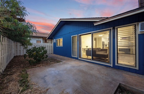 Nanakuli House | Steps from the Ocean 3bed/1.5bath Maili Beach