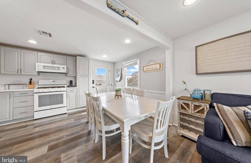 South Beach Haven Condo | Steps from the Ocean, Views of the Bay