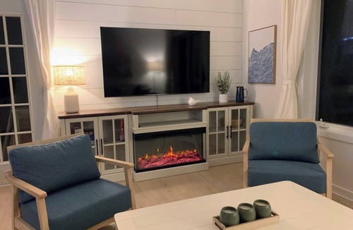 St. Andrews Cabin | Steps from the Shore, Modern Beachy Getaway