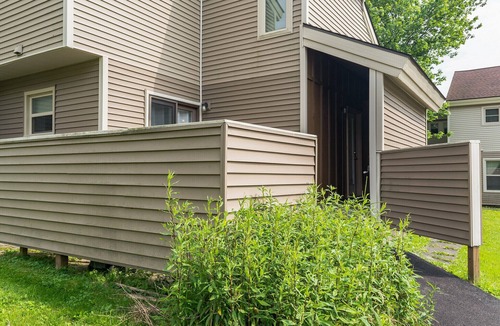 Blodgett Mills House | Steps from the Ski Slopes! Mountain Getaway @ the Peak