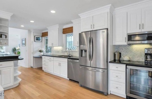 Tuckahoe House | Steps from the US Open, Timeless Southampton Home, Private Heated Saltwater.