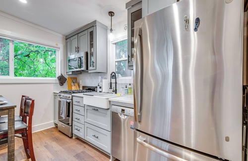 Old Fourth Ward Apartment | Steps to Atlanta Beltline: World Cup Home Base