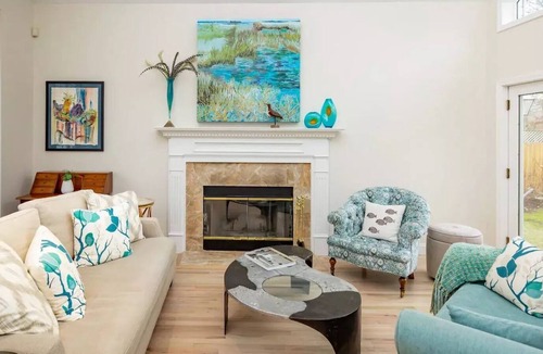 Lion Head Beach House | Steps to Bay Beach...Impeccable & Private Oasis Getaway. Newly available.