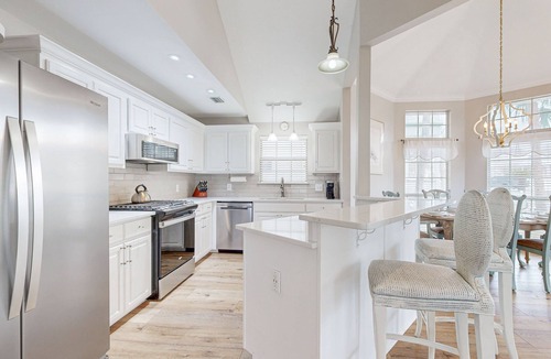 Clipper Cove House | Steps to beach & community pool, dog-friendly, great location