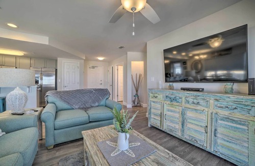 Mexico Beach Condo | Steps to Beach + Gulf Views - 2BR/2BA - No Hidden Fees - Sleeps 8