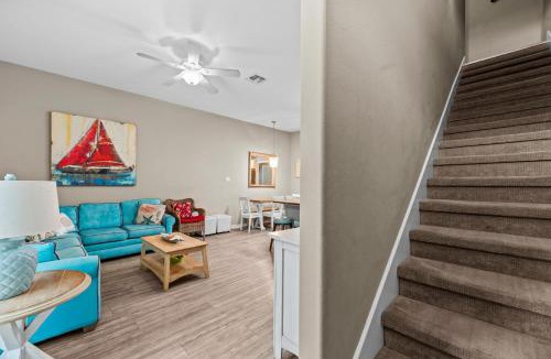 Corpus Christi House | Steps to Beach Heated Pool Private Balcony Deck