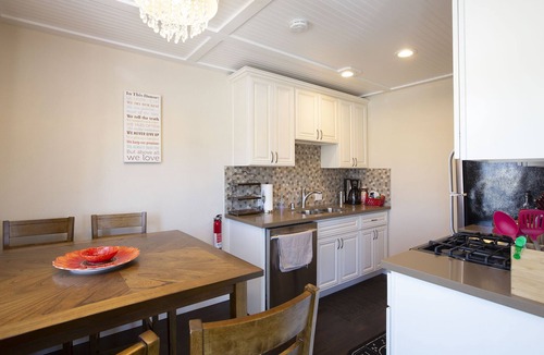 Ocean Beach Apartment | Steps to Beach! Newly Updated, Pet-Friendly & Highly Rated – Top floor 2103