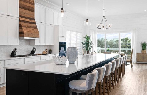 White's Gulfview House | STEPS TO BEACH! SLEEPS 20! PRIVATE POOL, Bikes, Fire Pit, GULF VIEWS