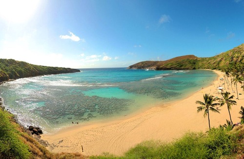 Waimanalo Condo | Steps To Beach, Sleeps 2, AC, heated pool, WIFI, parking