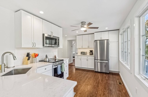 Town of Southold Town House | Steps to Beach + Sunset Views! East Marion Home