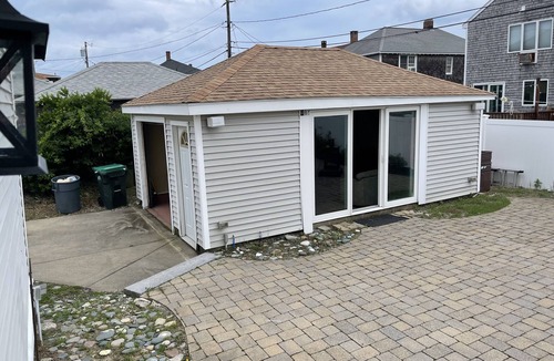 Ocean Bluff-Brant Rock House | Steps to Beach