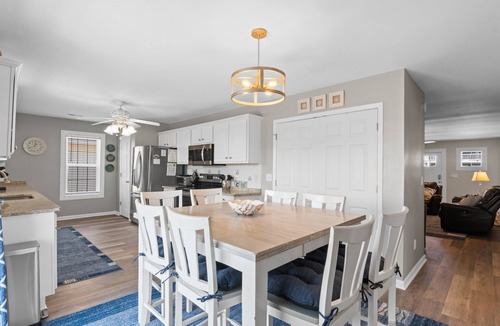 Ocean Isle Beach House | Steps to Beach, Private pool,6-pass golf cart incl