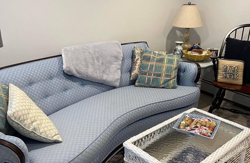 East Atlantic Beach Apartment | Steps to beautiful beach