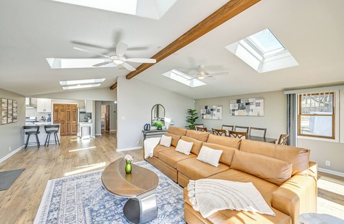 Cedar Lake House | Steps to Cedar Lake! Group Getaway w/Game Room