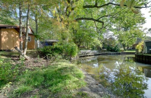 Mayville House | Steps to Chautauqua Lake: Cozy Cottage w/Patio