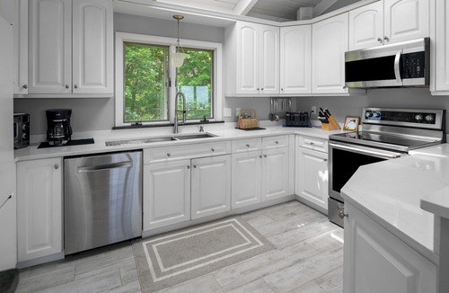 Cape Neddick House | Steps to Cliff House Resort, Minutes to Perkins Cove and Ogunquit.