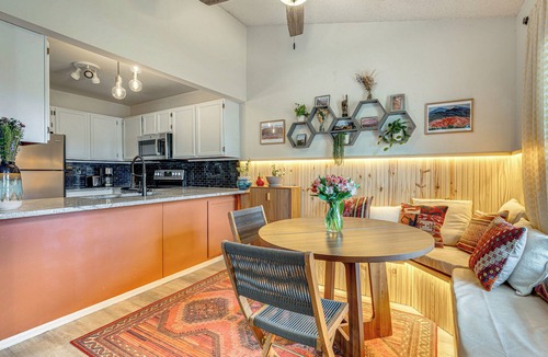 Walnut Grove House | Steps to Dog Park! Westminster Home w/Fire Pit