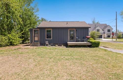 Downtown House | Steps To Downtown Bentonville IV