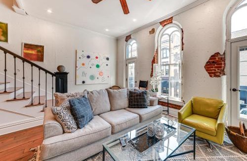 Paducah Apartment | Steps to Historic Riverfront Chic Dtwn Condo!