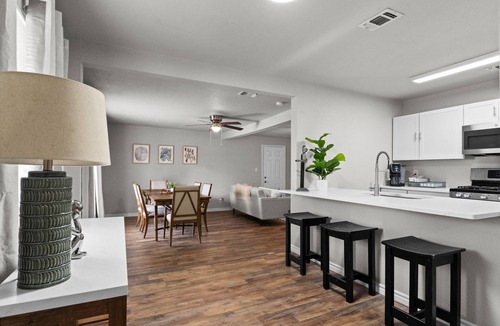 West San Antonio House | Steps to Lackland AFB & SeaWorld