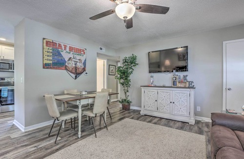 Camdenton Cottage | Steps to Lake of the Ozarks: Family Home w/Views!