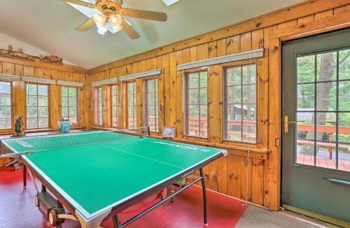 Tafton House | Steps to Lake: Tafton Cottage w/Fire Pit & Grill