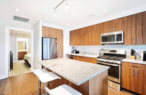Aurora Highlands Apartment | Steps to Metro 2 BR | Pentagon City | Pet-Friendly