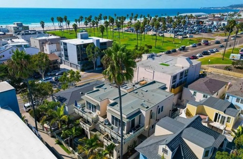 South Mission Beach House | Steps to Ocean & Bay, Mission Beach Escape