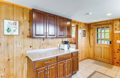 Bassett Cottage | Steps to Powers Lake: Wisconsin Family Home