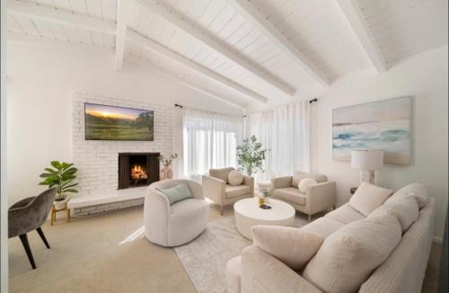 Sand Section House | Steps to Sand Cozy 3BR Partial Ocean Views