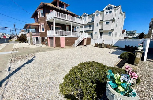 Sea Isle City House | Steps to Sea Isle Beach Family Home with Kids Dorm & Large Entertaining Spaces