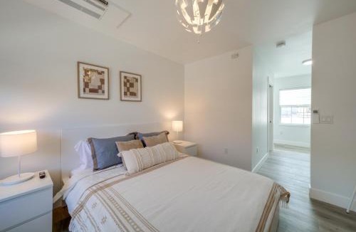 Soap Lake Apartment | Steps to Soap Lake Studio Stay with Patio!