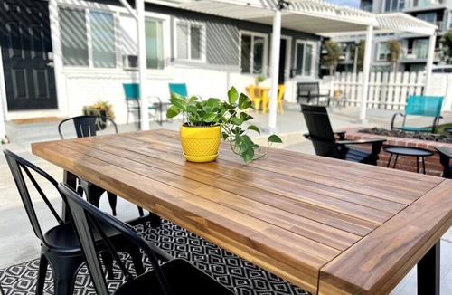Huntington Beach Apartment | Steps to the Beach, Main St. & Pacific City - 1BR
